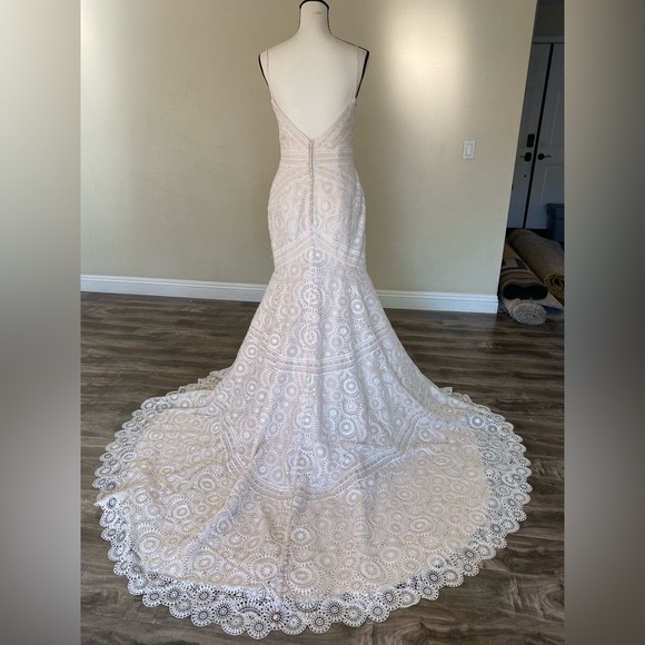 Geometric lace ivory or blush style 9SC878 dress size 8 - Picture 4 of 10